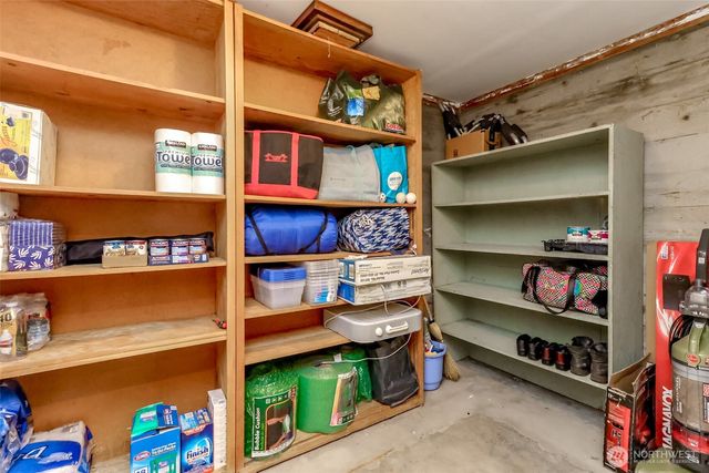 2424 SW 152nd Street, Burien, WA 98166