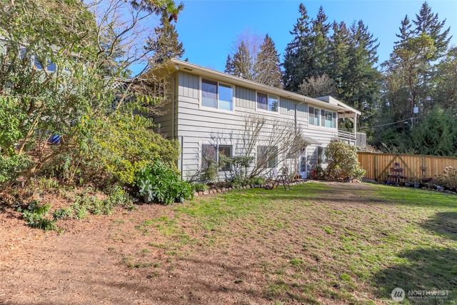 2424 SW 152nd Street, Burien, WA 98166