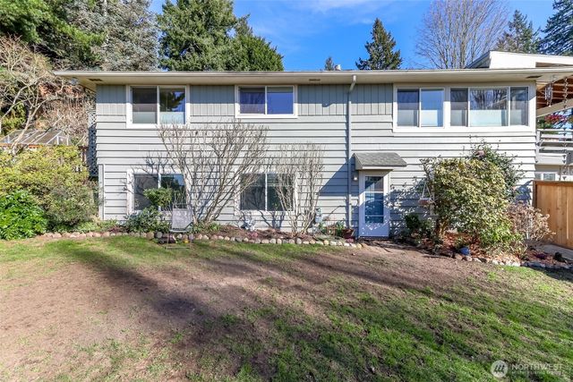 2424 SW 152nd Street, Burien, WA 98166