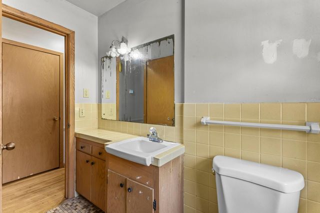 4809 Winnetka Avenue N, New Hope, MN 55428