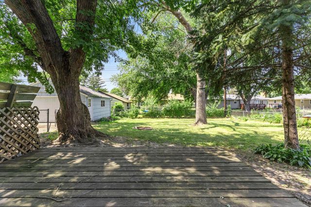 4809 Winnetka Avenue N, New Hope, MN 55428