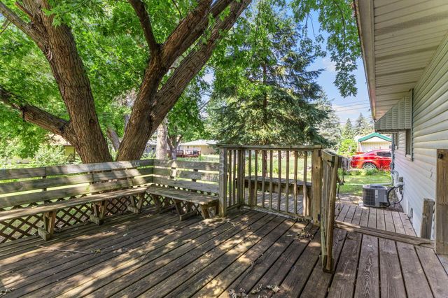 4809 Winnetka Avenue N, New Hope, MN 55428