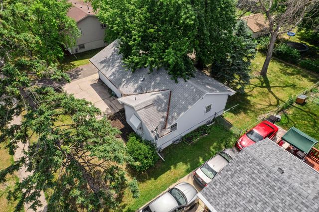 4809 Winnetka Avenue N, New Hope, MN 55428