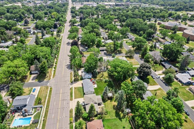 4809 Winnetka Avenue N, New Hope, MN 55428