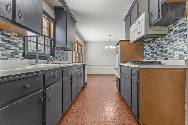4809 Winnetka Avenue N, New Hope, MN 55428
