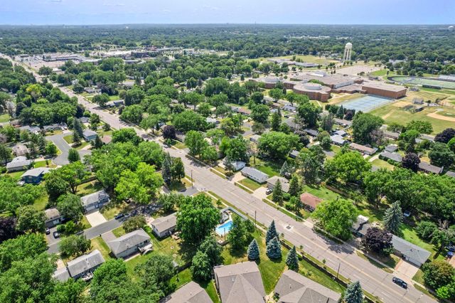 4809 Winnetka Avenue N, New Hope, MN 55428