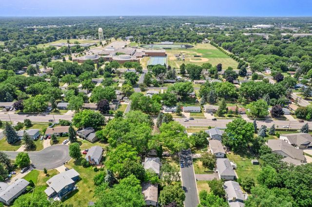 4809 Winnetka Avenue N, New Hope, MN 55428