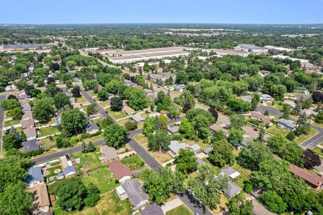 4809 Winnetka Avenue N, New Hope, MN 55428