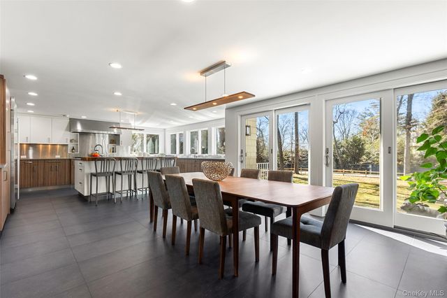 4 Trails End, Rye, NY 10580