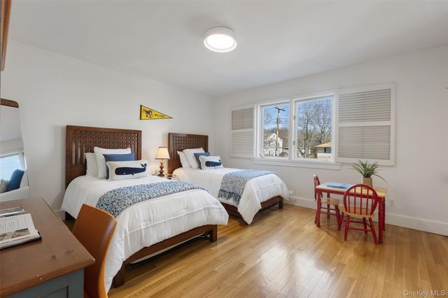 4 Trails End, Rye, NY 10580