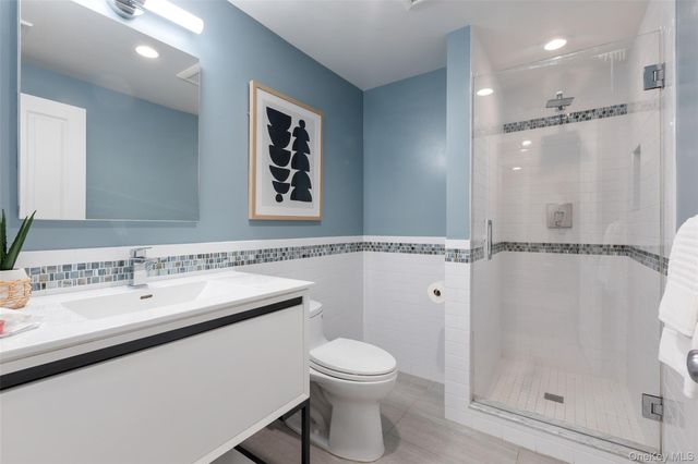 4 Trails End, Rye, NY 10580