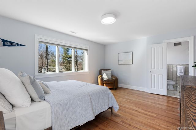 4 Trails End, Rye, NY 10580