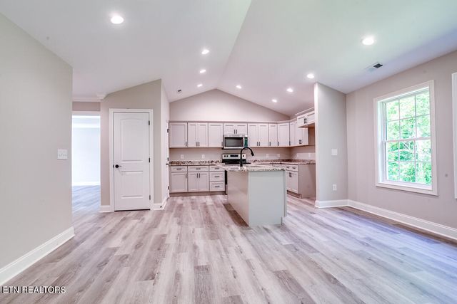 1415 Hazelgreen Way, Knoxville, TN 37912