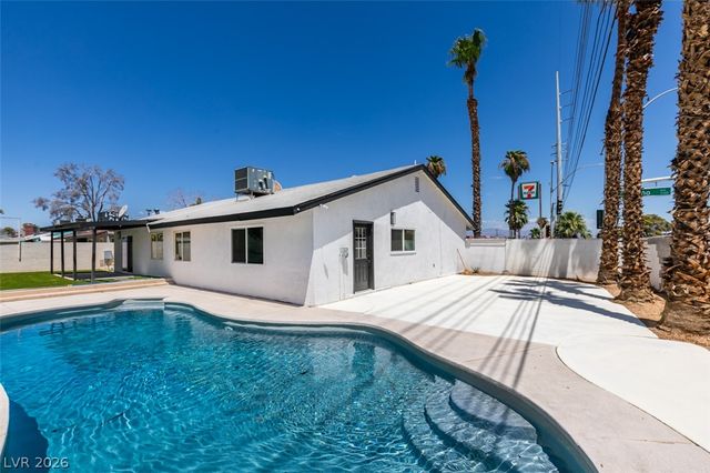 2389 East Reno Avenue, Las Vegas, NV 89119