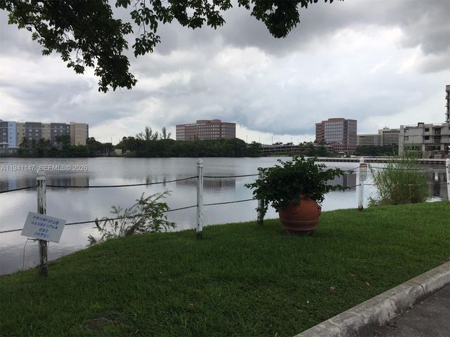 5505 NW 7th Street W406, Miami, FL 33126