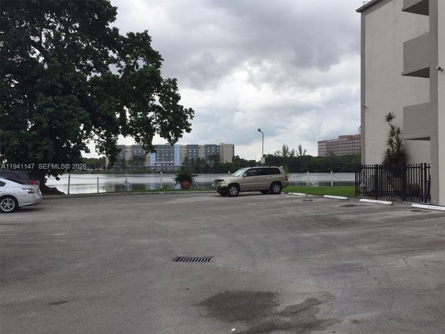 5505 NW 7th Street W406, Miami, FL 33126