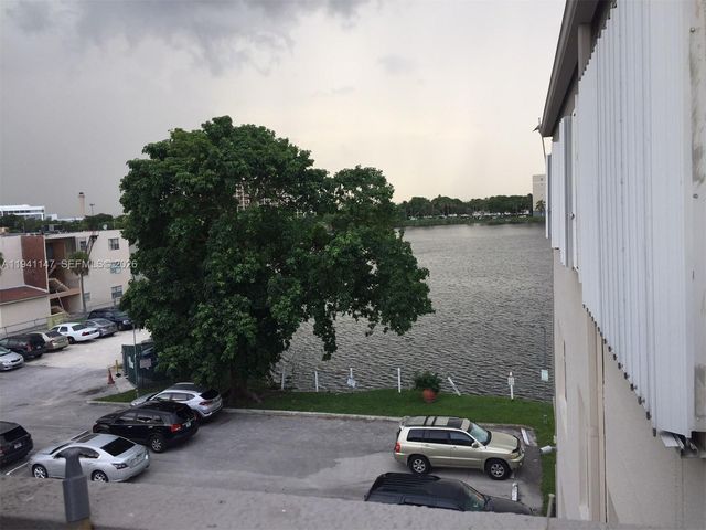 5505 NW 7th Street W406, Miami, FL 33126