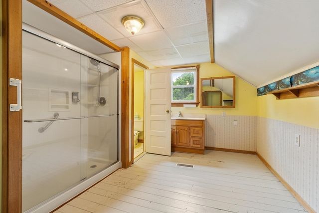 8 Benjamin Rd, Shirley, MA 01464