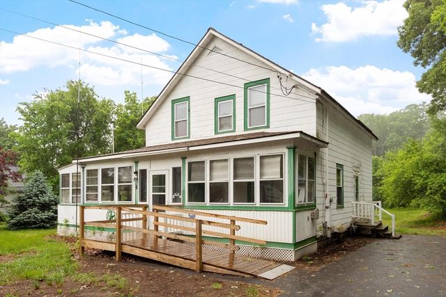 8 Benjamin Rd, Shirley, MA 01464