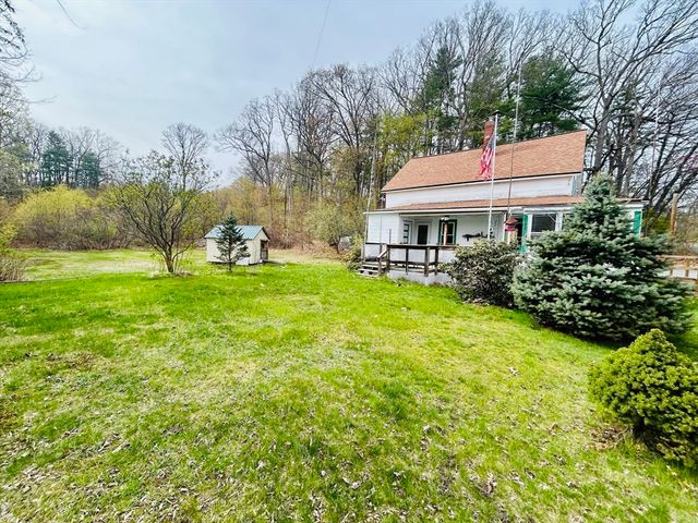 8 Benjamin Rd, Shirley, MA 01464