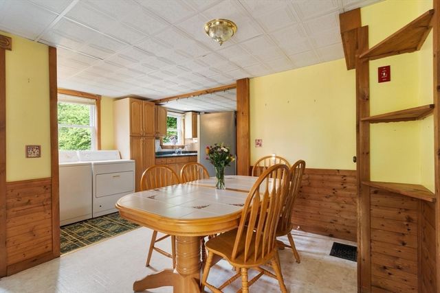 8 Benjamin Rd, Shirley, MA 01464