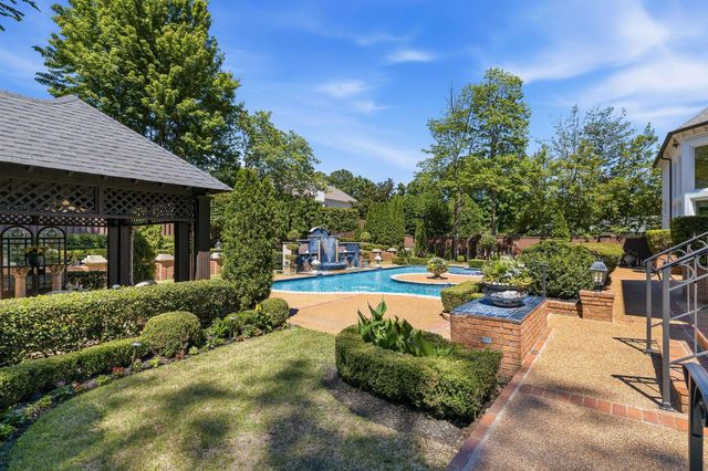 5870 GARDEN REACH CV, Memphis, TN 38120