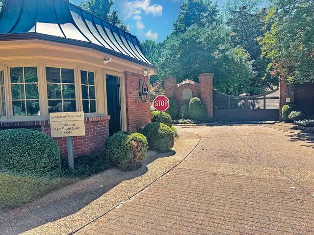 5870 GARDEN REACH CV, Memphis, TN 38120