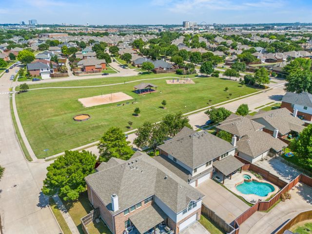 6317 Bear Run Road, The Colony, TX 75056