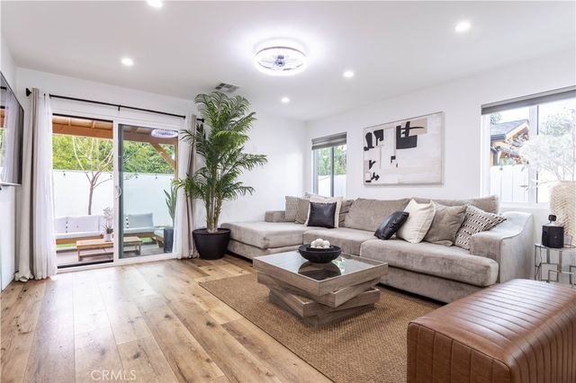 8602 Shoshone, Sherwood Forest, CA 91325