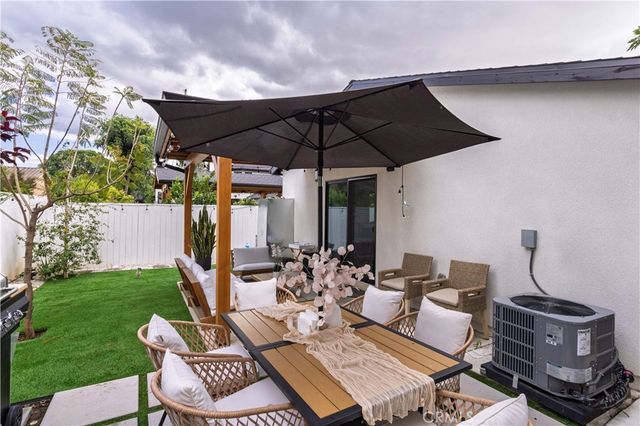 8602 Shoshone, Sherwood Forest, CA 91325