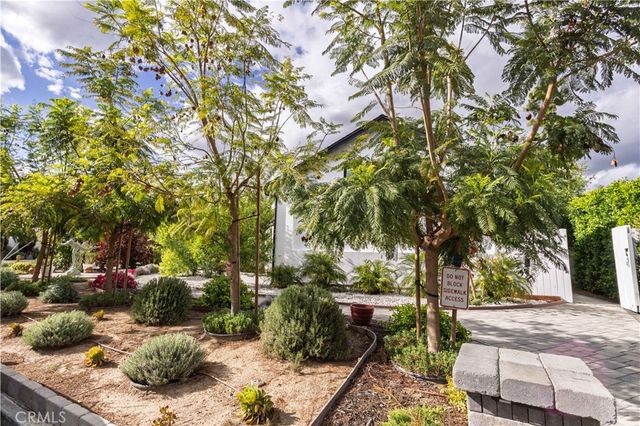 8602 Shoshone, Sherwood Forest, CA 91325