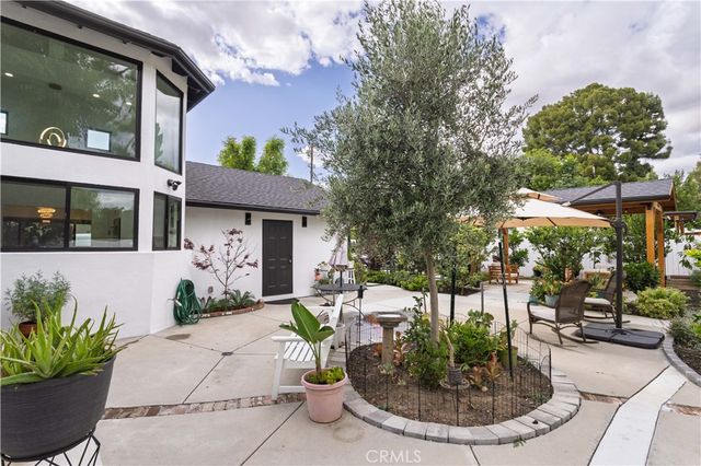 8602 Shoshone, Sherwood Forest, CA 91325