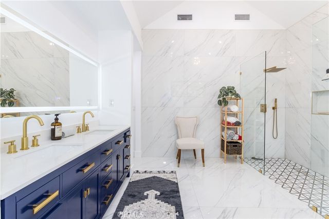 8602 Shoshone, Sherwood Forest, CA 91325