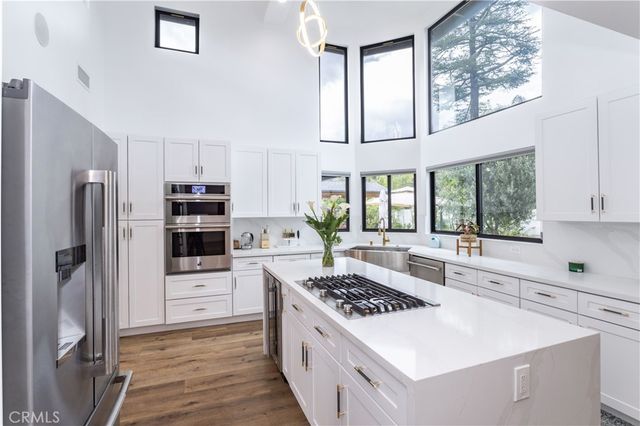 8602 Shoshone, Sherwood Forest, CA 91325