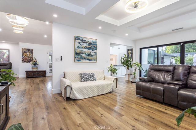 8602 Shoshone, Sherwood Forest, CA 91325
