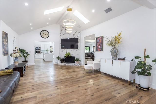 8602 Shoshone, Sherwood Forest, CA 91325