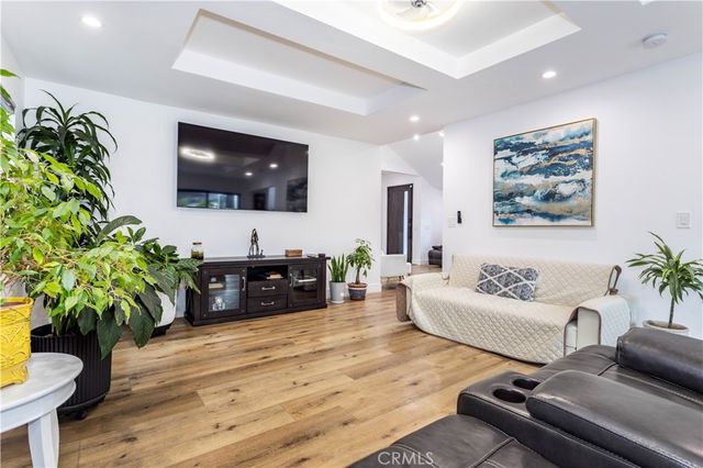 8602 Shoshone, Sherwood Forest, CA 91325
