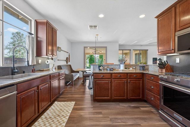 4900 Spyglass Dr, Ione, CA 95640