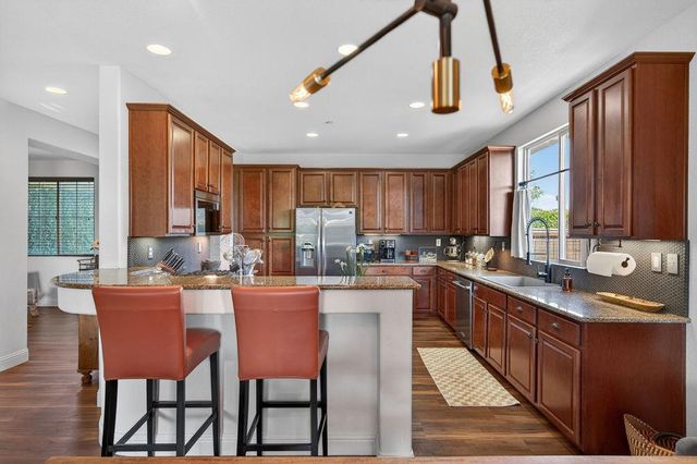4900 Spyglass Dr, Ione, CA 95640