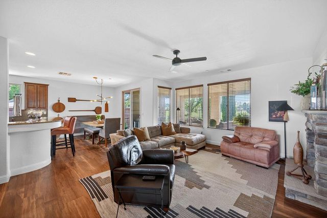 4900 Spyglass Dr, Ione, CA 95640