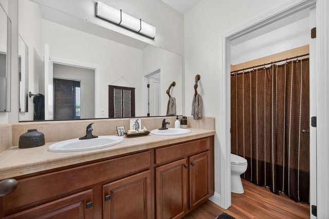 4900 Spyglass Dr, Ione, CA 95640