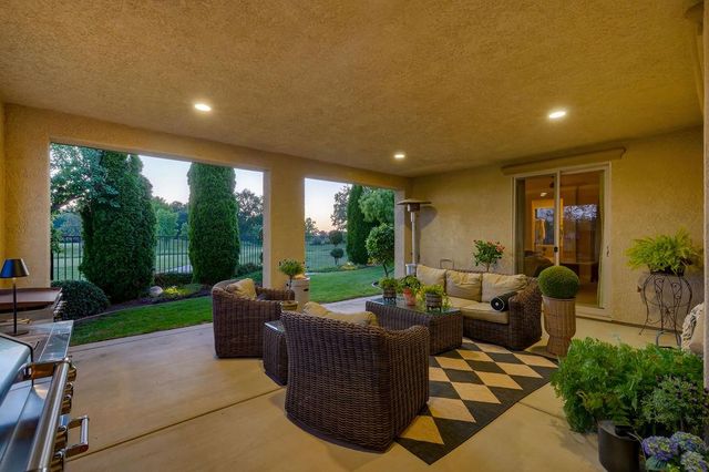 4900 Spyglass Dr, Ione, CA 95640