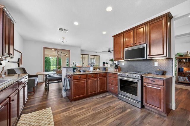 4900 Spyglass Dr, Ione, CA 95640