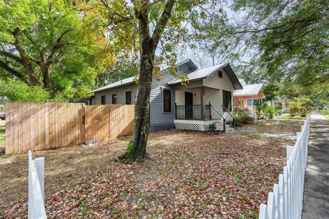 201 S HOLLY AVENUE, Sanford, FL 32771