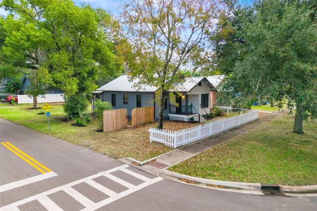 201 S HOLLY AVENUE, Sanford, FL 32771