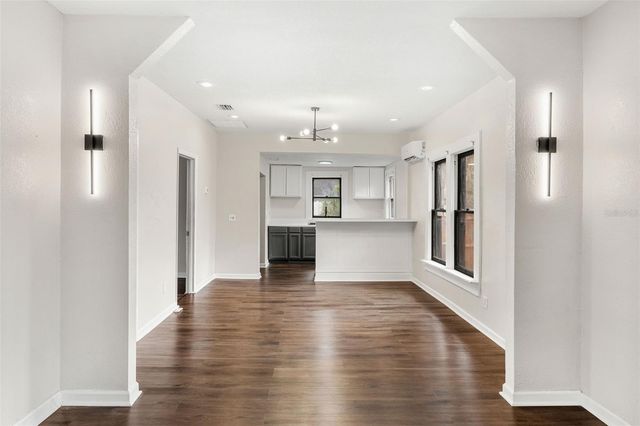 201 S HOLLY AVENUE, Sanford, FL 32771