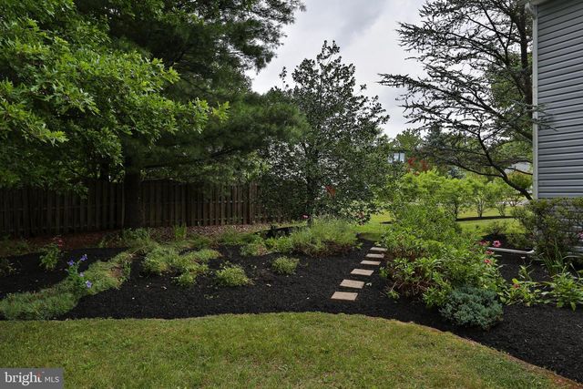 1574 GREY LN, Warminster, PA 18974