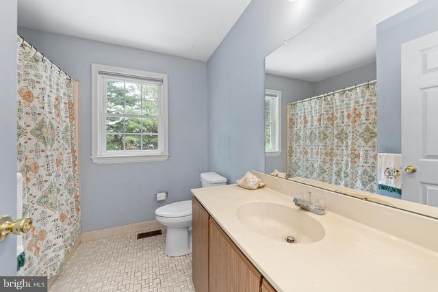 1574 GREY LN, Warminster, PA 18974