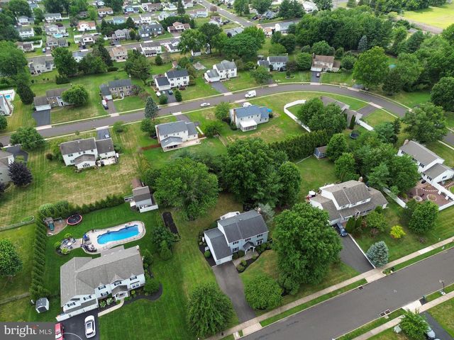 1574 GREY LN, Warminster, PA 18974