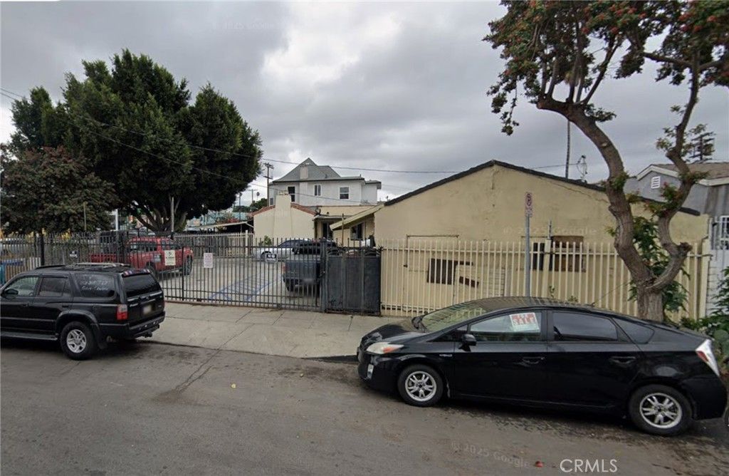 6201 S Figueroa Street, Los Angeles, CA 90003 — photo 2